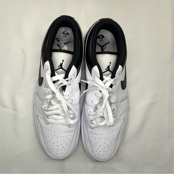 Nike's Men's White Black Jordan 1 Low 553558-132 - Picture 3 of 7